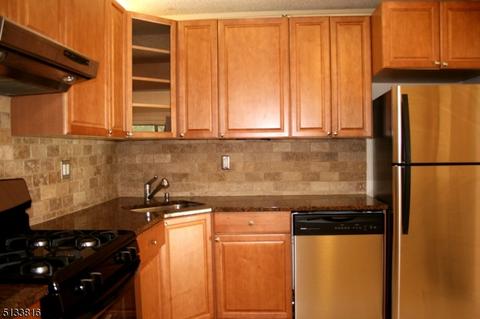 74 Baldwin Ct, Basking Ridge, NJ 07920 photo 1