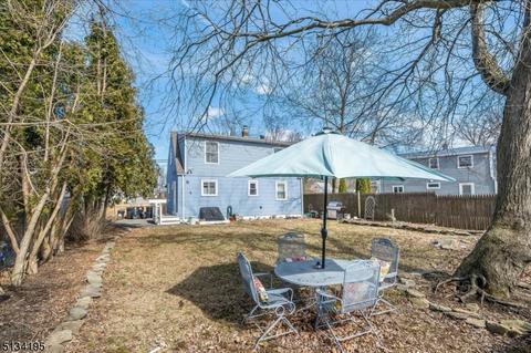 36 Burnside Pl, Wanaque Boro, NJ 07420 photo 25