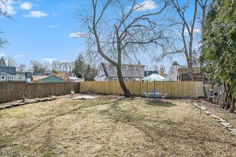 36 Burnside Pl, Wanaque Boro, NJ 07420 photo 22