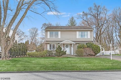 16 Dubel Rd, Wayne, NJ 07470 photo 2
