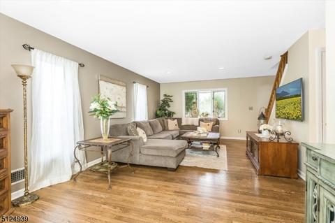 16 Dubel Rd, Wayne, NJ 07470 photo 11