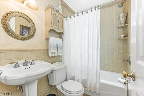 16 Dubel Rd, Wayne, NJ 07470 photo 13