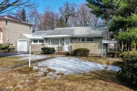 163 Lawrence Dr, Paramus Boro, NJ 07652 photo 1
