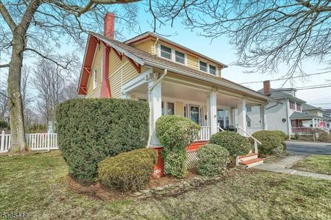 21 Burnside Pl, Wanaque Boro, NJ 07420 photo 4