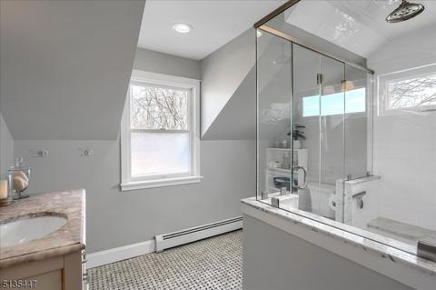 21 Burnside Pl, Wanaque Boro, NJ 07420 photo 26