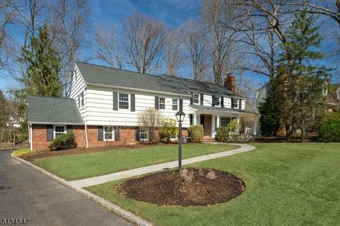 35 Tanglewood Dr, Summit, NJ 07901 photo 1