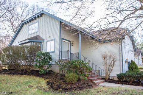 57 Birch Ln, Wayne, NJ 07470 photo 2