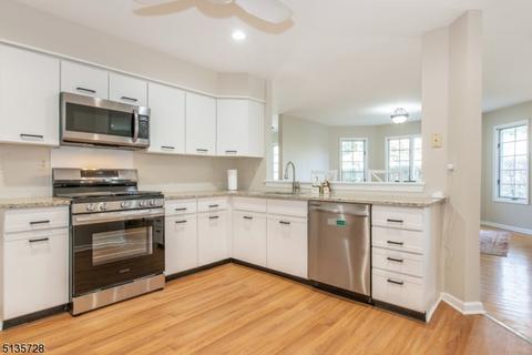57 Birch Ln, Wayne, NJ 07470 photo 10