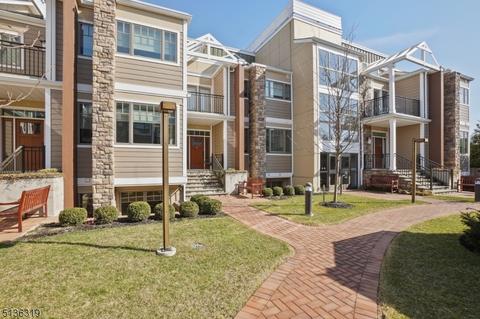 82 Franklin Pl UNIT 3, Summit, NJ 07901 photo 1