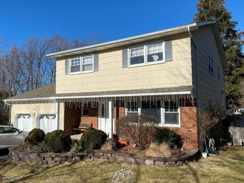 17 Wolfe Dr, Wanaque, NJ 07465 photo 1