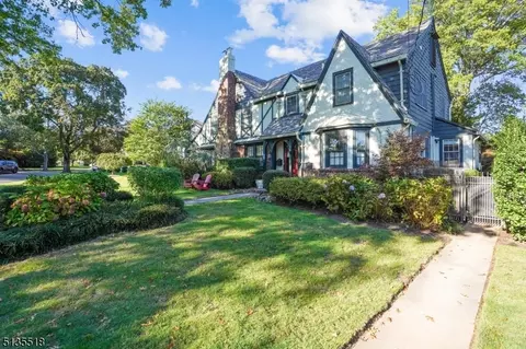 75 Mountainview Rd, Millburn, NJ 07041 photo 2