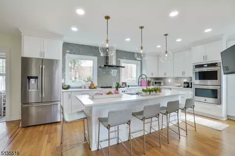 75 Mountainview Rd, Millburn, NJ 07041 photo 13