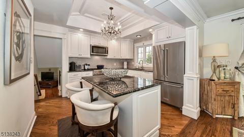 19 Monhegan Ave, Wayne, NJ 07470 photo 11