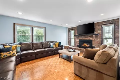 23 Bernadette Ct, Springfield, NJ 07081 photo 13