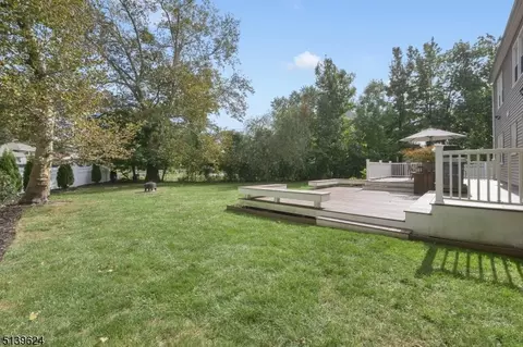 23 Bernadette Ct, Springfield, NJ 07081 photo 3