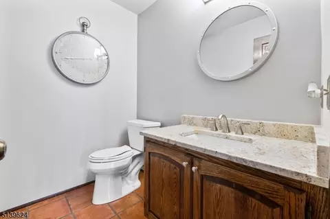 23 Bernadette Ct, Springfield, NJ 07081 photo 14