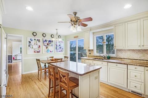 25 Brittany Pl, Basking Ridge, NJ 07920 photo 5