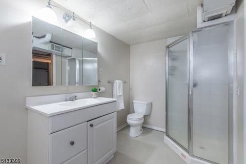 18 Scott Rd, Bloomfield, NJ 07003 photo 22