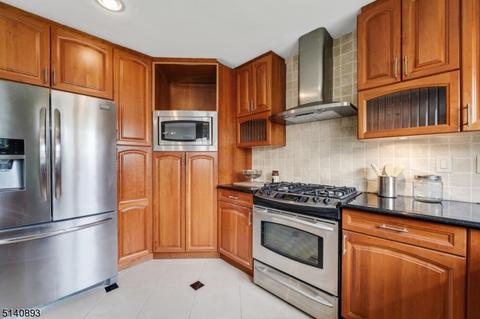 6 Woodside Rd, Springfield, NJ 07081 photo 11
