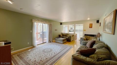 140 Lions Head Dr W, Wayne, NJ 07470 photo 11