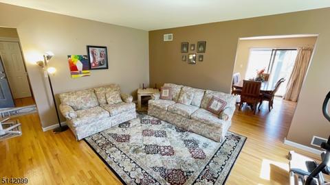 140 Lions Head Dr W, Wayne, NJ 07470 photo 14