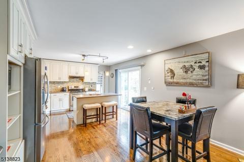 26 Compton Ct, Basking Ridge, NJ 07920 photo 13