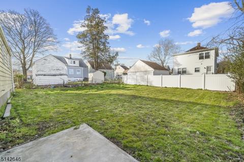 181 Pineview Ter, Plainfield, NJ 07062 photo 21