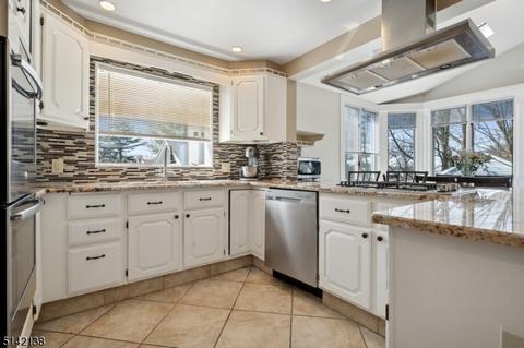 383 Alps Rd, Wayne, NJ 07470 photo 2
