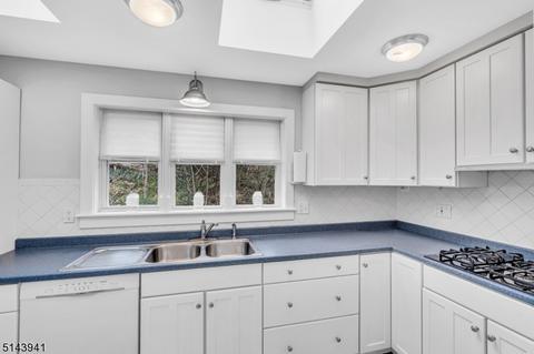 93 E Main St, High Bridge, NJ 08829 photo 8