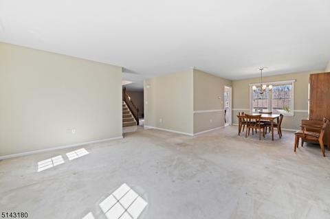 27 Killdeer Dr, Hackettstown, NJ 07840 photo 6