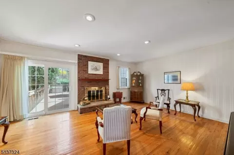 48 Wexford Dr, Mendham, NJ 07945 photo 10
