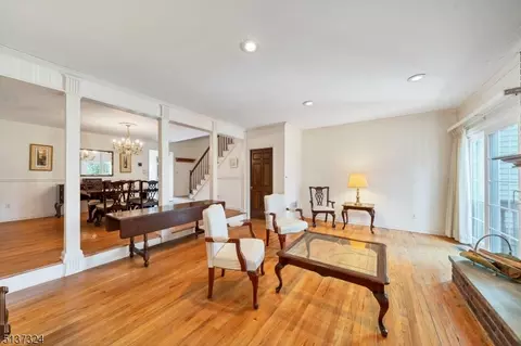 48 Wexford Dr, Mendham, NJ 07945 photo 9
