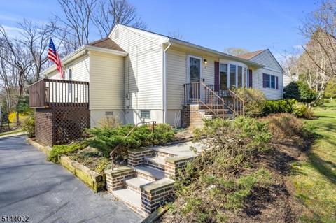 4 Cedar Ter, Randolph, NJ 07869 photo 1