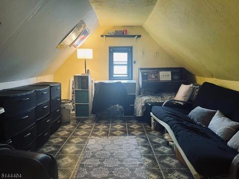 594 Devon St, Kearny, NJ 07032 photo 15