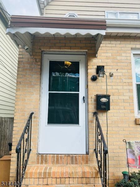 594 Devon St, Kearny, NJ 07032 photo 22