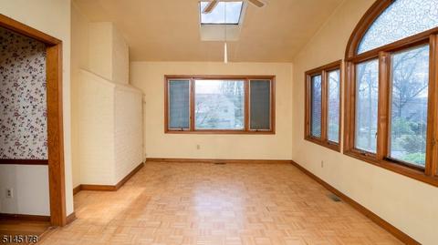 4 Archung Rd, Wayne, NJ 07470 photo 10