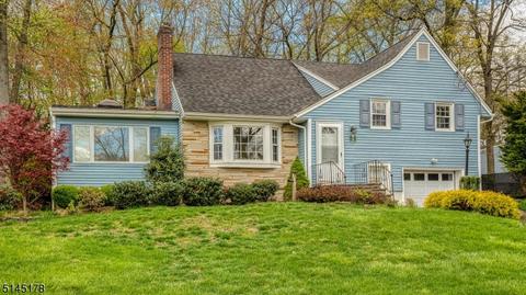 4 Archung Rd, Wayne, NJ 07470 photo 3