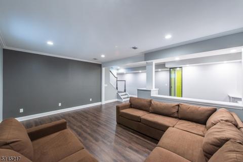 19 Greg Ct, Wayne, NJ 07470 photo 35