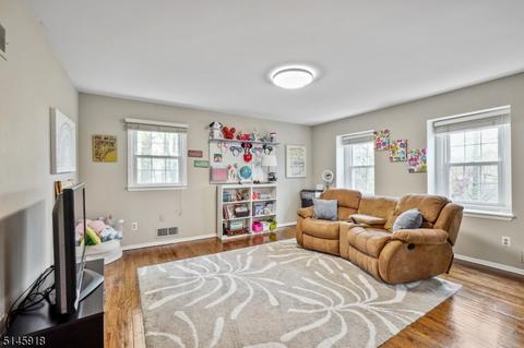 20 Old Forge Ln, Berkeley Heights, NJ 07922 photo 29