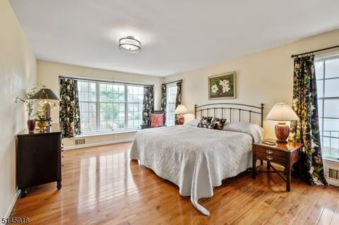 20 Old Forge Ln, Berkeley Heights, NJ 07922 photo 17