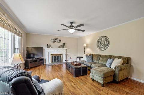 20 Old Forge Ln, Berkeley Heights, NJ 07922 photo 5