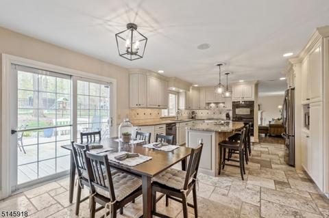 20 Old Forge Ln, Berkeley Heights, NJ 07922 photo 8