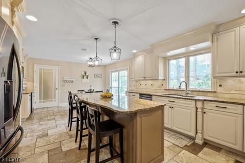 20 Old Forge Ln, Berkeley Heights, NJ 07922 photo 7