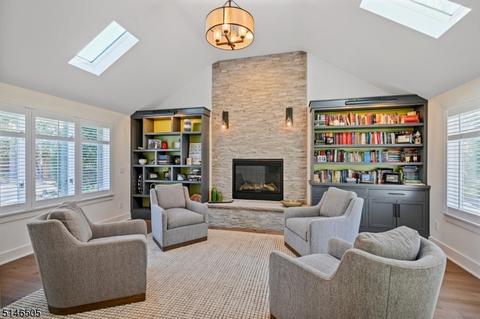 17 E Ash St, Basking Ridge, NJ 07920 photo 6