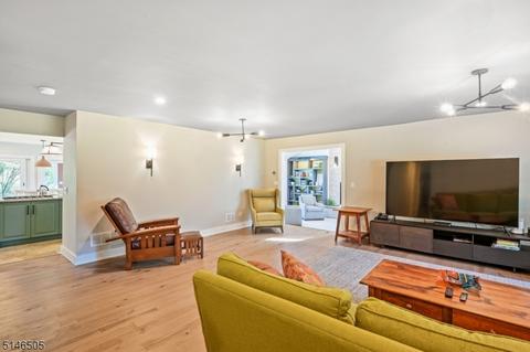 17 E Ash St, Basking Ridge, NJ 07920 photo 3