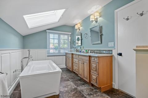 17 E Ash St, Basking Ridge, NJ 07920 photo 32