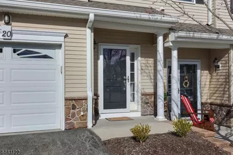 20 Parkside Dr, Haskell, NJ 07420 photo 4
