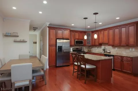 20 Parkside Dr, Haskell, NJ 07420 photo 9