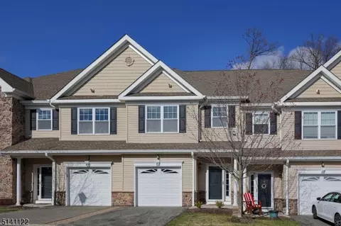 20 Parkside Dr, Haskell, NJ 07420 photo 3