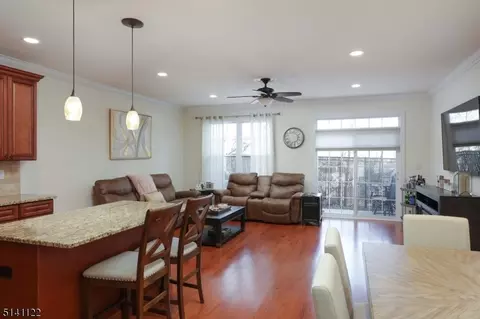 20 Parkside Dr, Haskell, NJ 07420 photo 11